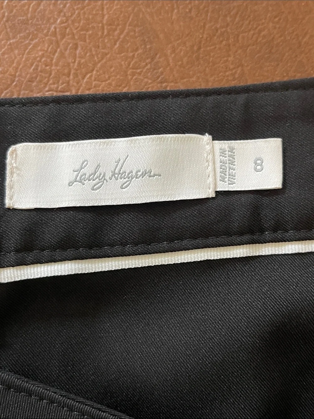 Lady Hagen Black Classic Golf Shorts Size 8